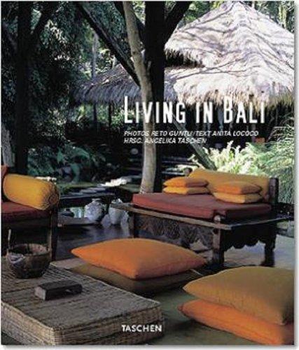 Living in Bali (Photo Books S.) cover